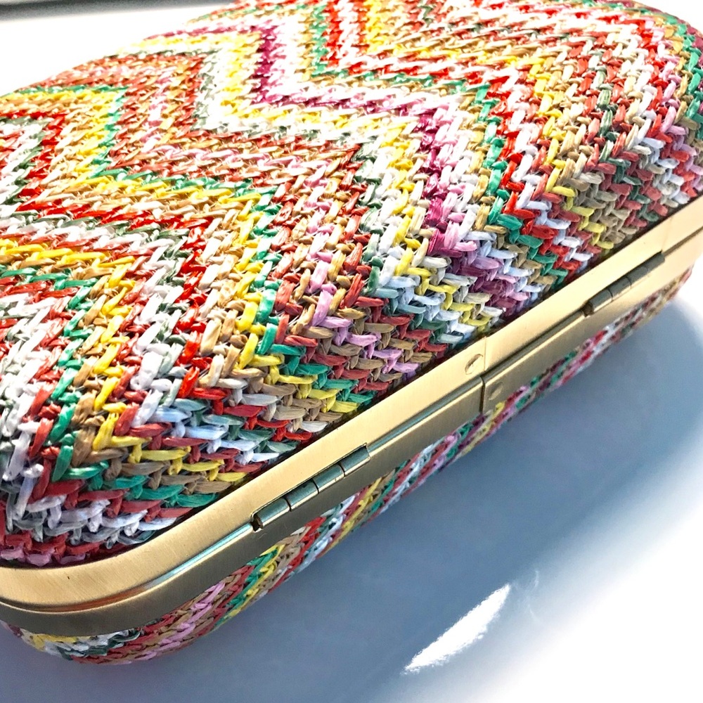 Multi Color Raffia Straw Clutch - Picture 4 of 9